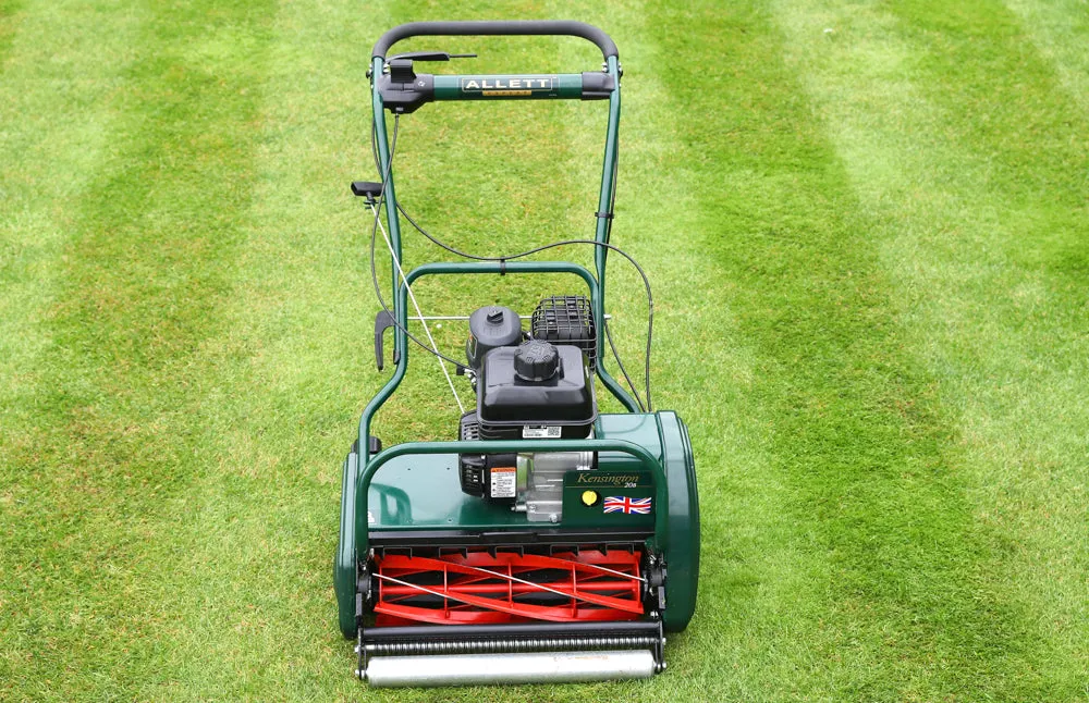 ALLETT Kensington 20 Petrol Cylinder Mower (Honda or Briggs Engine)
