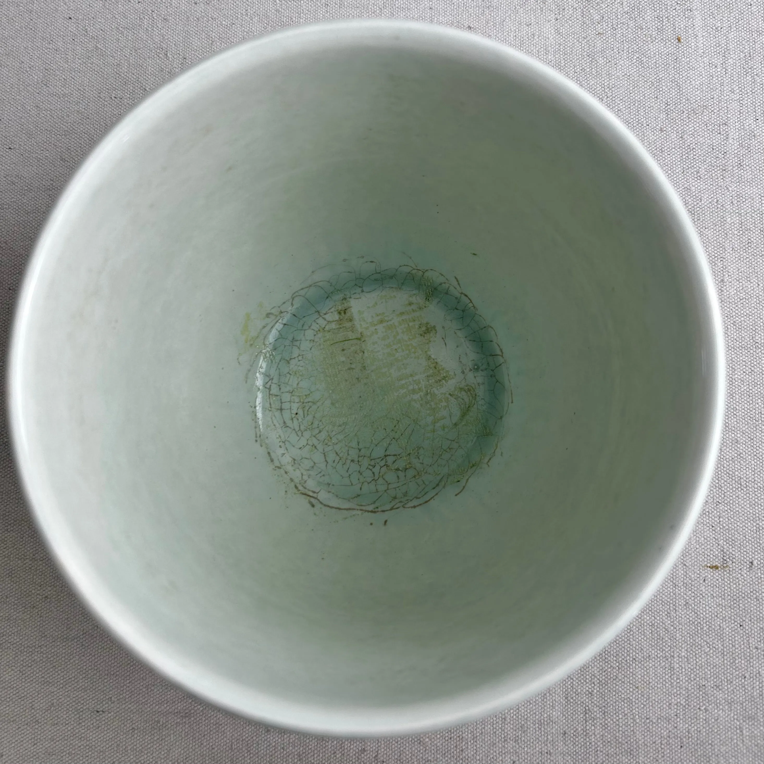 Delft Planter, Blue Floral Design, Light Green Background, Stamped
