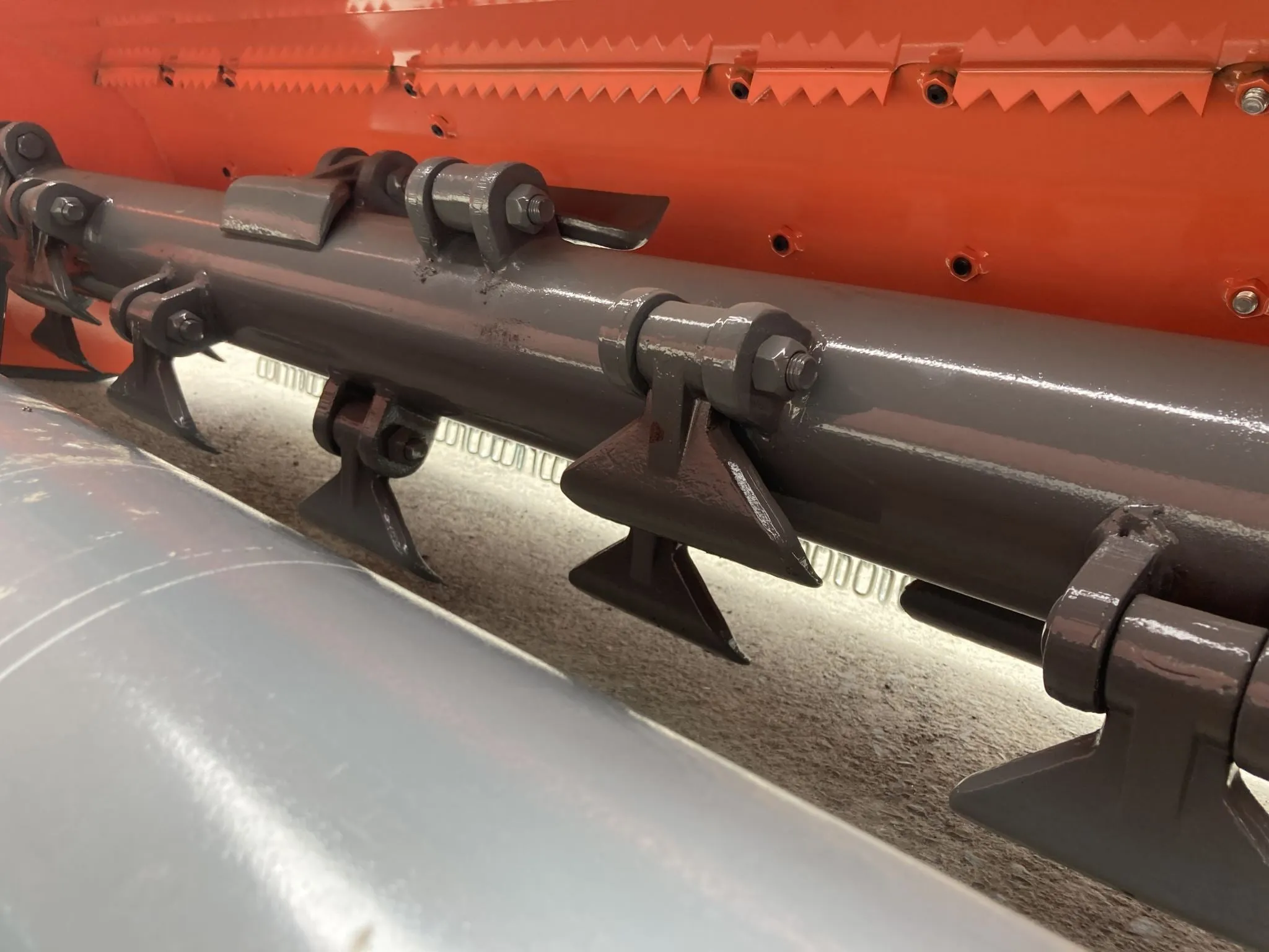 FUSJ 1.8m Flail Mower with Hydraulic Side Shift and pruning rakes