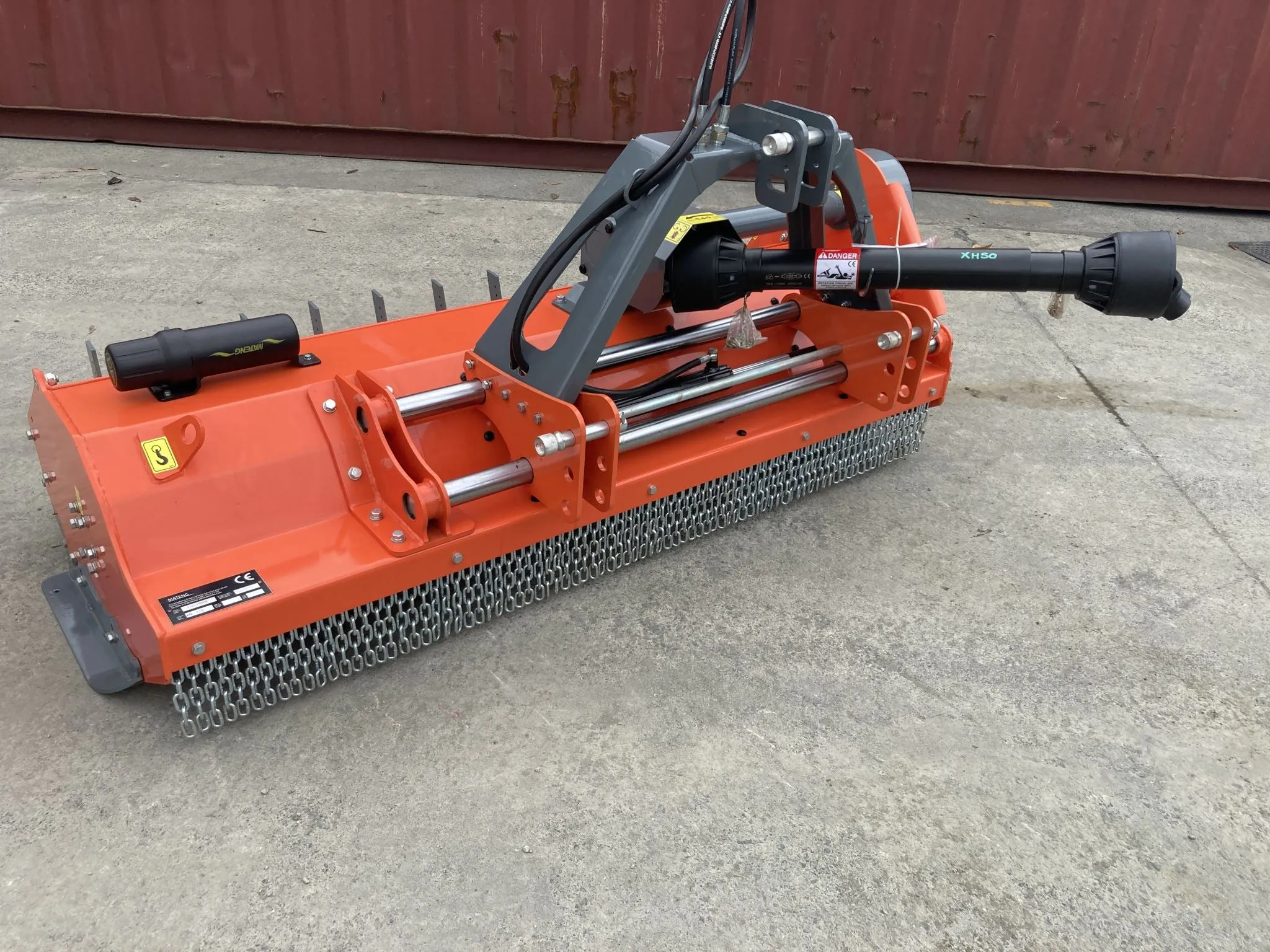 FUSJ 1.8m Flail Mower with Hydraulic Side Shift and pruning rakes