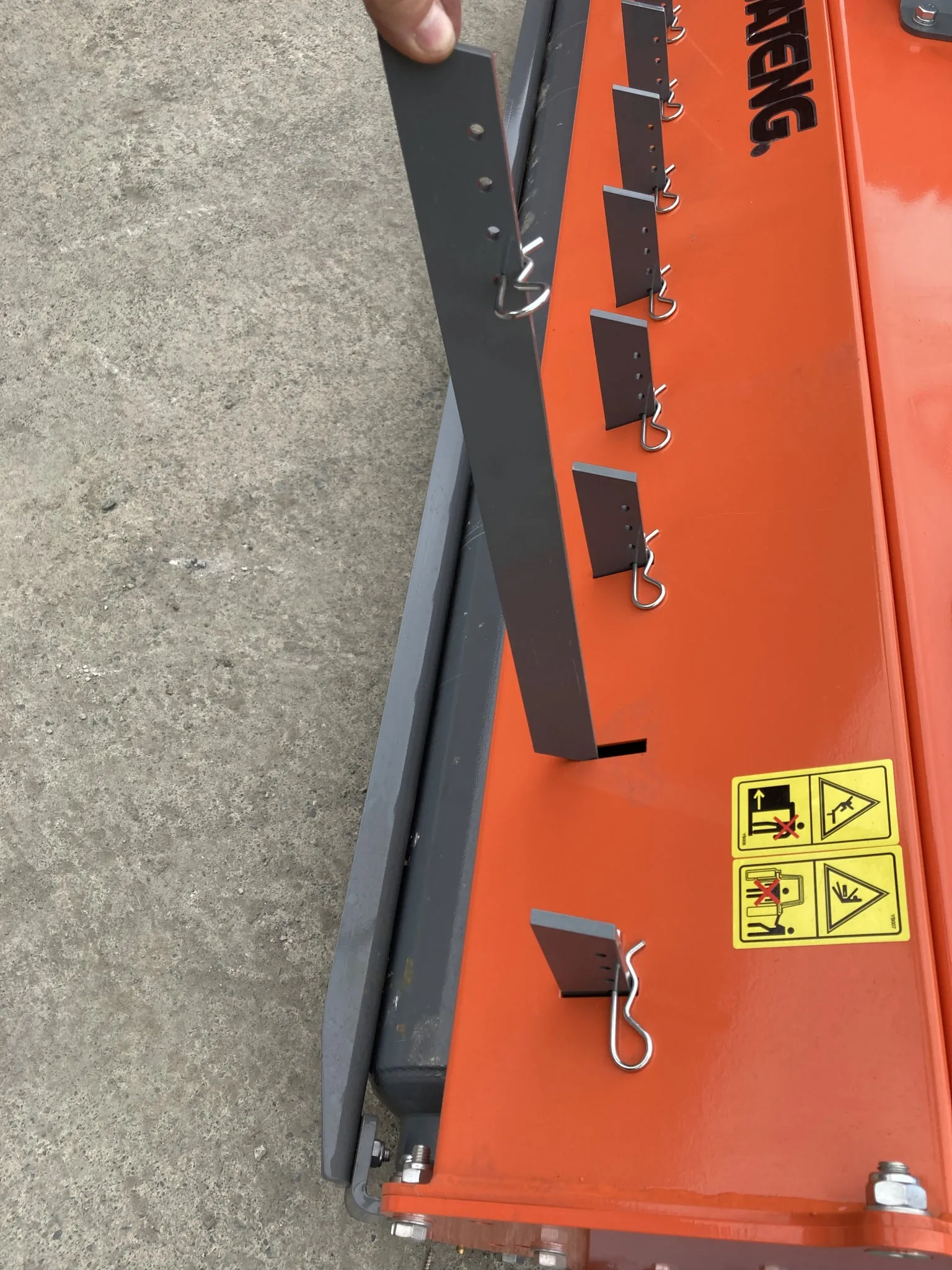 FUSJ 1.8m Flail Mower with Hydraulic Side Shift and pruning rakes