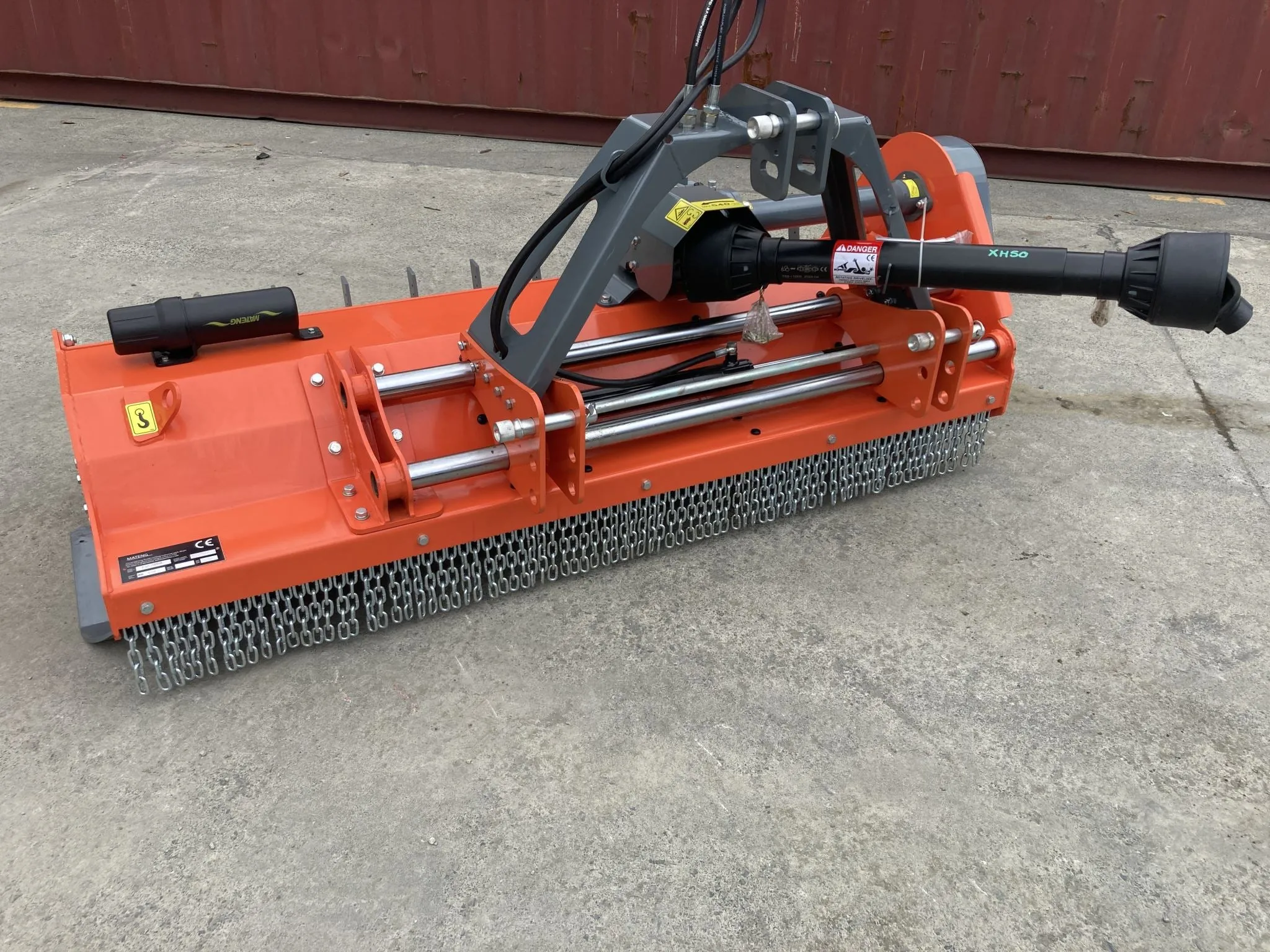 FUSJ 1.8m Flail Mower with Hydraulic Side Shift and pruning rakes