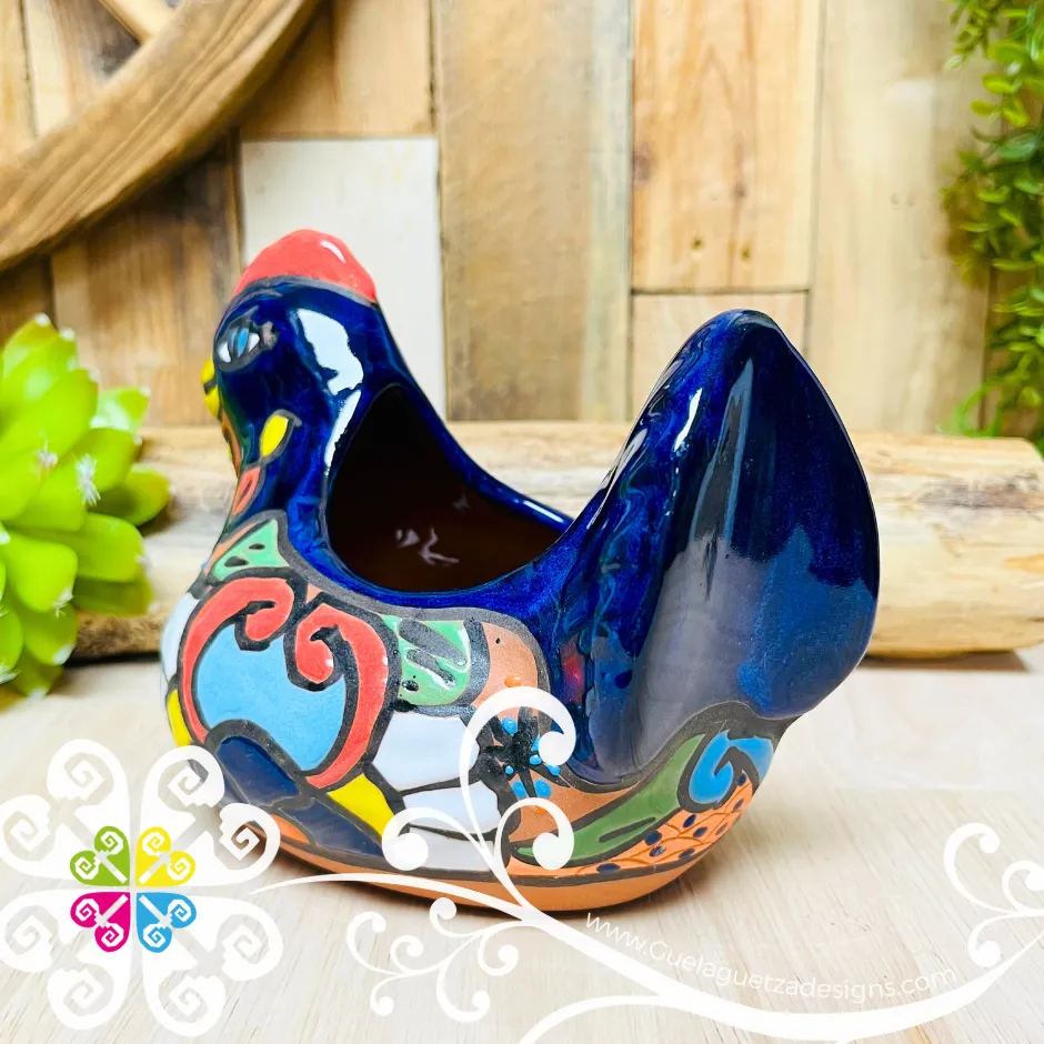 Gallinita Planter - Clay Planter