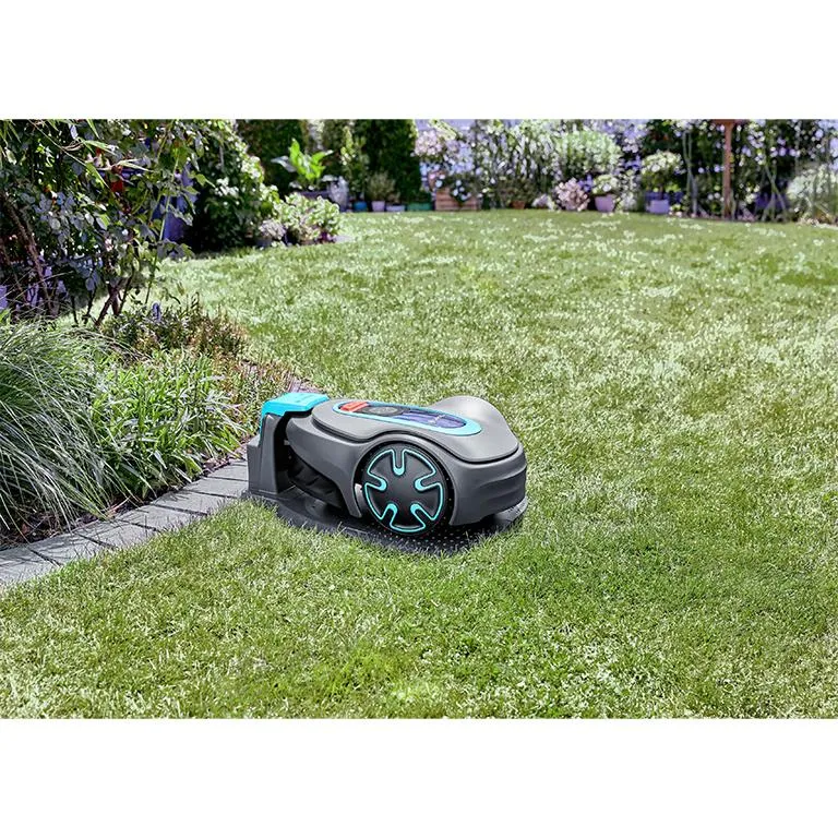 GARDENA Robotic Lawnmower SILENO Minimo 500   FREE Garage