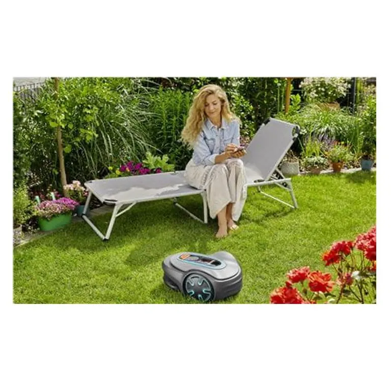 GARDENA Robotic Lawnmower SILENO Minimo 500   FREE Garage