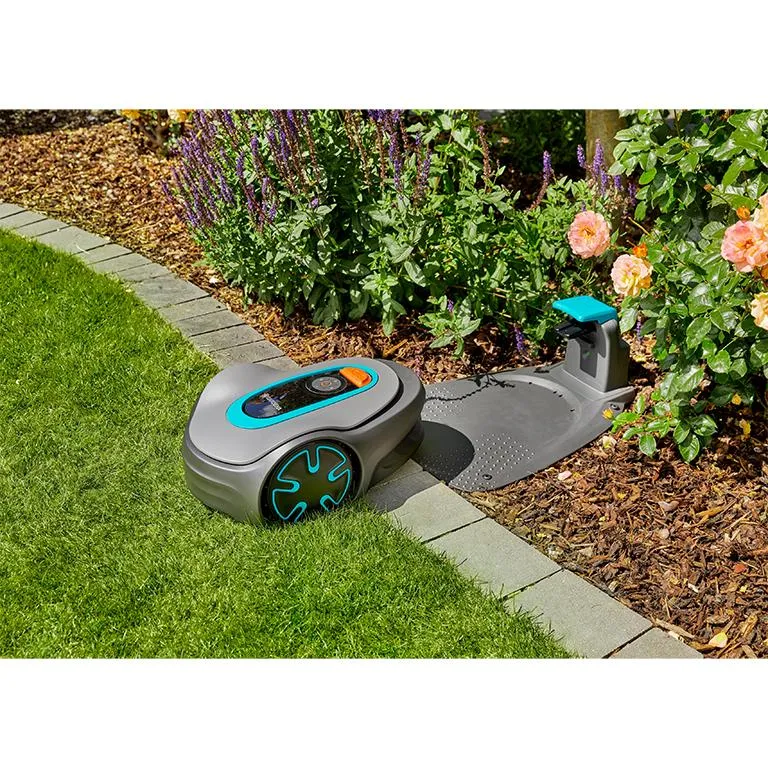 GARDENA Robotic Lawnmower SILENO Minimo 500   FREE Garage