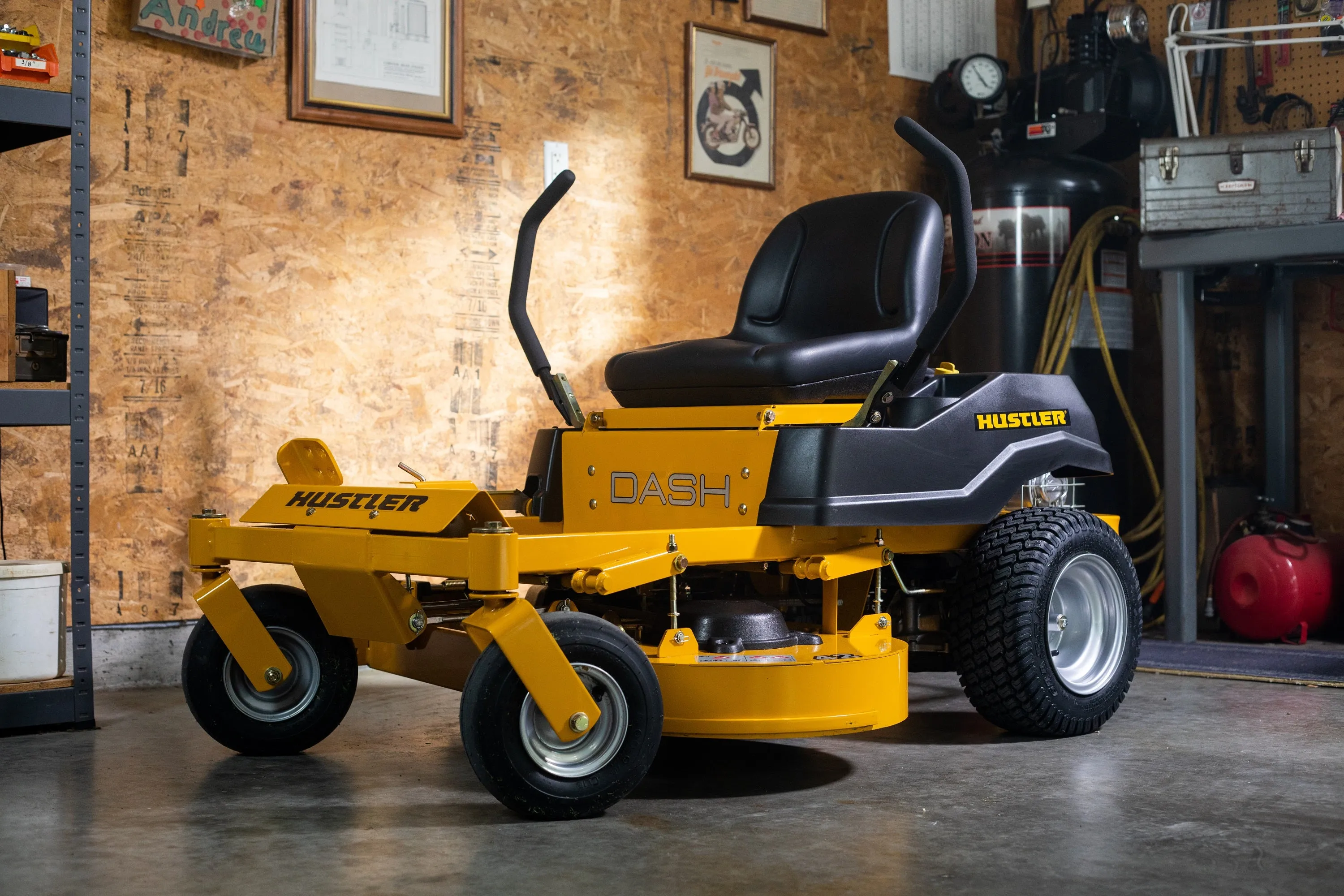 Hustler Dash XD 34" Residential Zero-Turn Mower w/ Kawasaki FR541 (15HP)