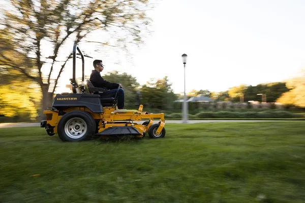Hustler Super Z 60" Commercial Zero-Turn Mower w/ Kawasaki FX1000 EFI (38.5HP)