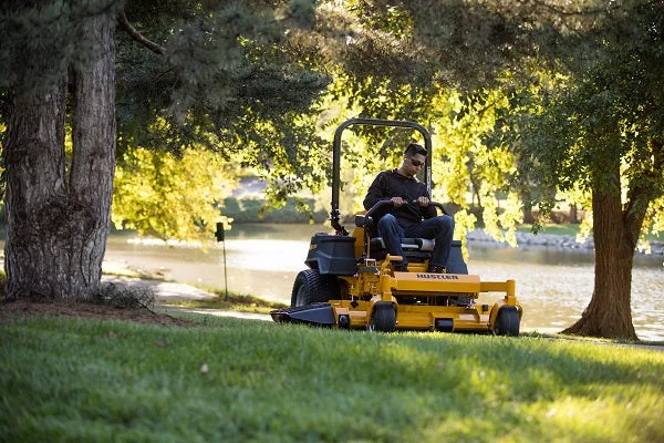 Hustler Super Z 60" Commercial Zero-Turn Mower w/ Kawasaki FX1000 EFI (38.5HP)