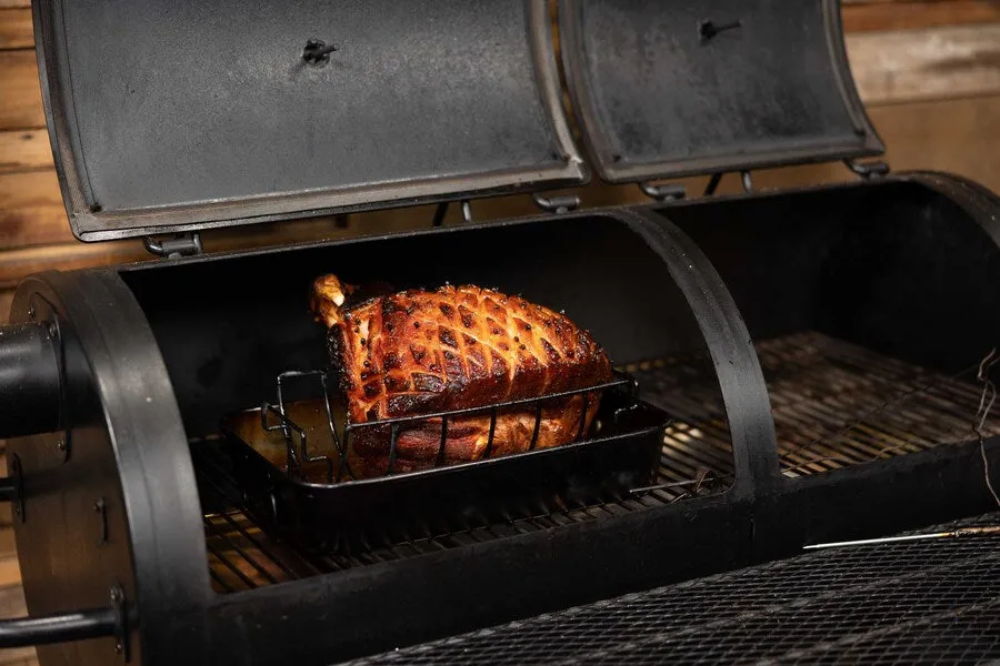 Offset Smoker BBQ - Flaming Coals