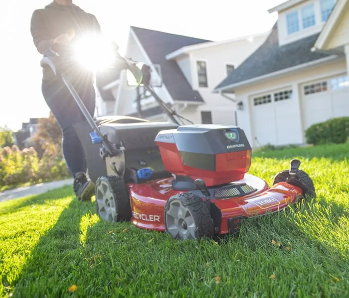 Toro 60V MAX Electric Battery SMARTSTOW Personal Pace High Wheel Mower | 22 in. Deck |  21466